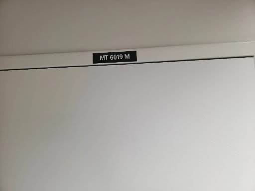 Famous Sparrow's War Room MT 6019 M at Seattle-Tacoma International Airport